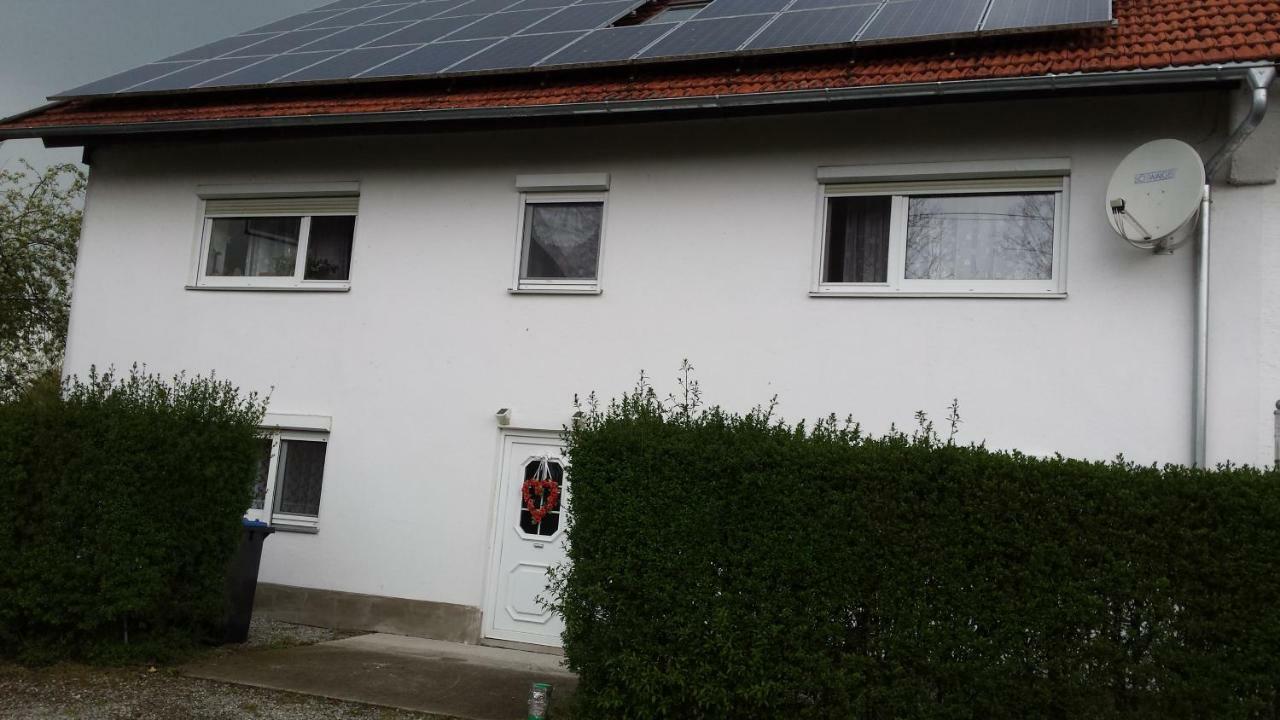 Ferienwohnung Baur Tussenhausen Exteriör bild